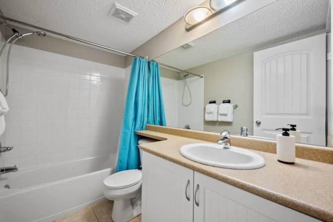 Nikita Baynes's room