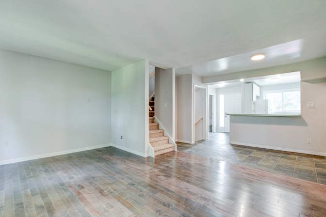 Photo of Peter Piniotes's room