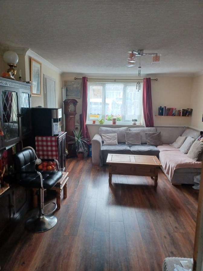 Photo of Steve and Jana's room