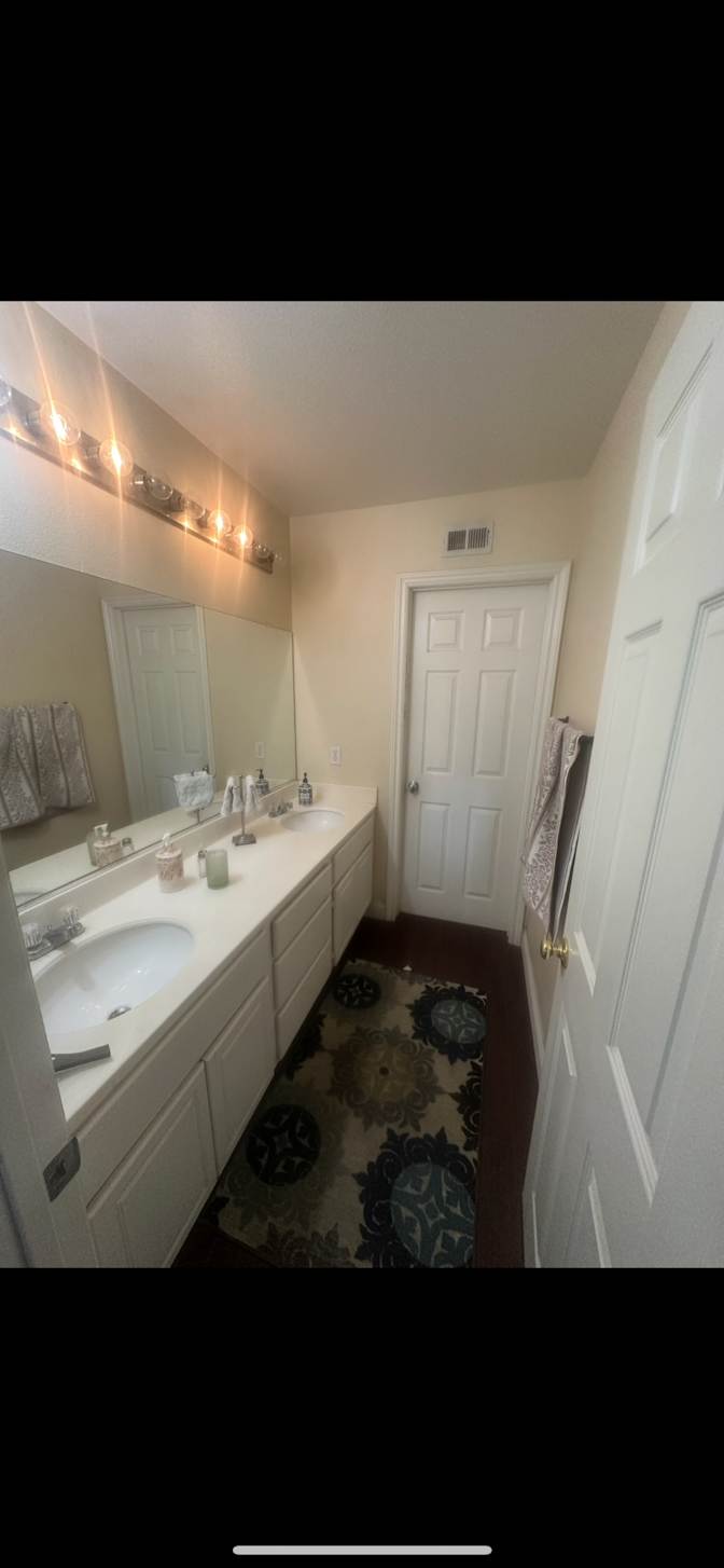Photo of Mehak's room