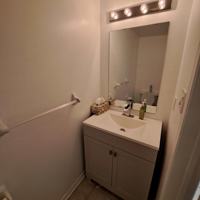 Misbah Mazhar's room