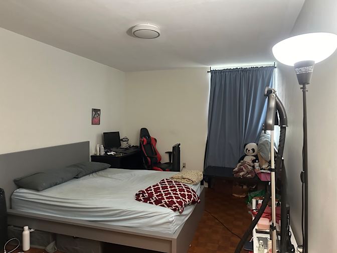 Savneet Kaur Chhatwal's room