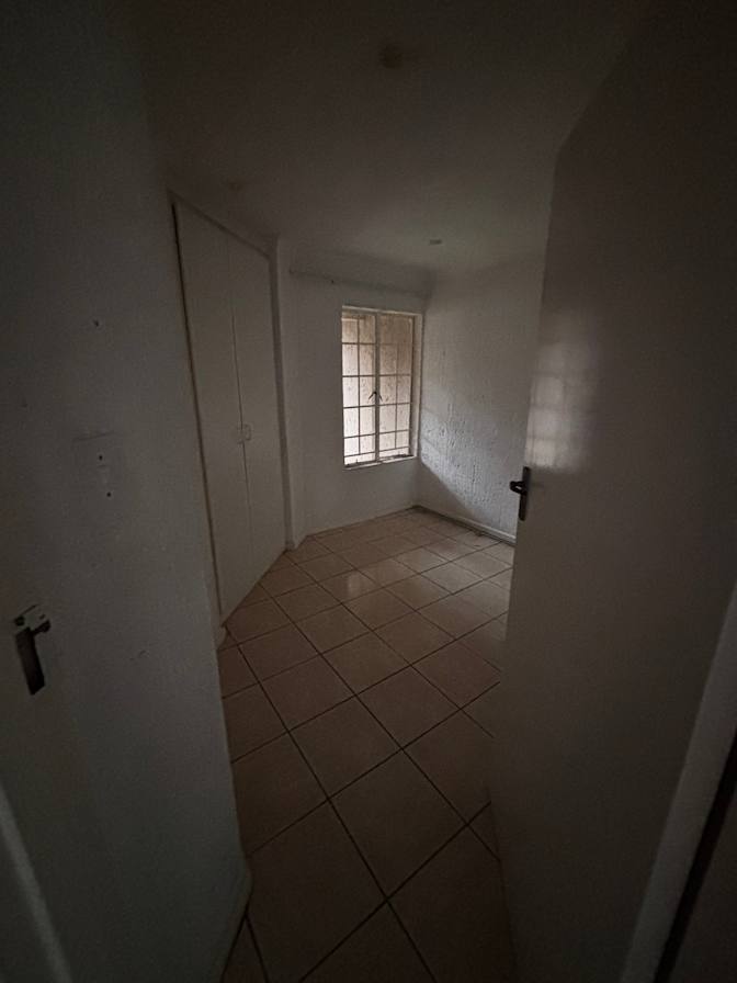 Photo of Valentine's room