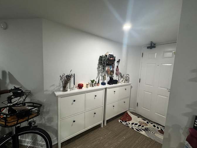 Photo of Aylár's room