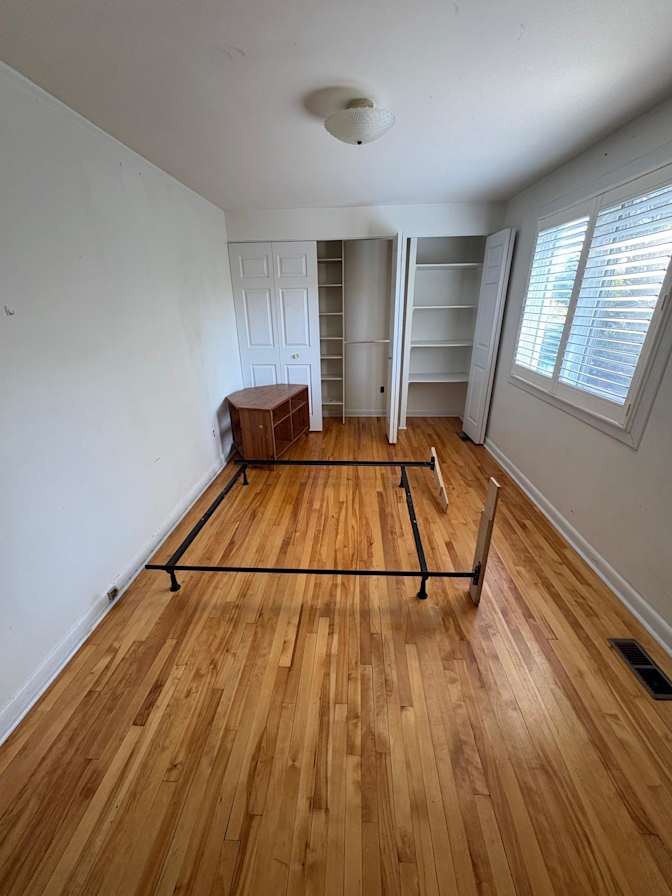 K- ann marshall's room