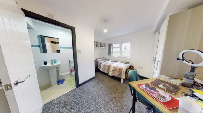 Photo of Shawn's room