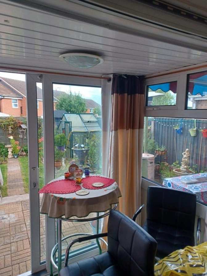 Photo of Steve and Jana's room