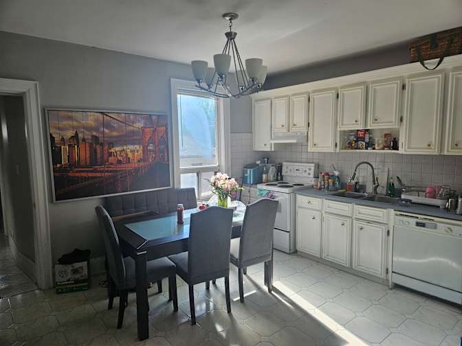 Photo of Debbie Roopnarain's room