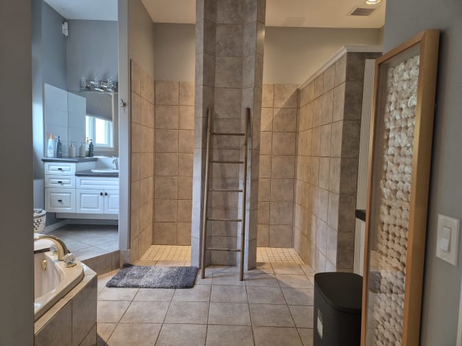 Photo of Andrew Yao's room