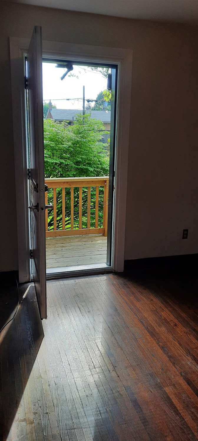 Nadimul Hasan's room