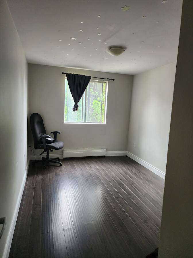 Lauryn Williams's room