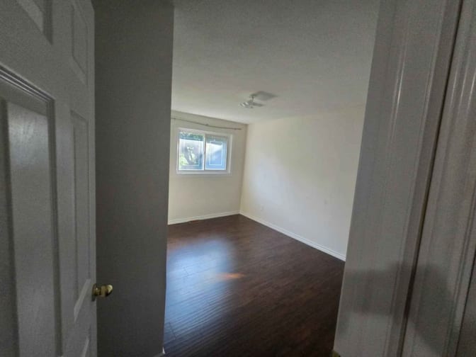 Lakrajie Sitaram's room