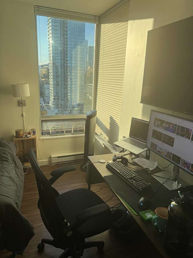 Justin Zacharius's room