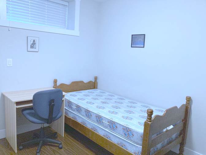 Safe Stay Vancouver's room