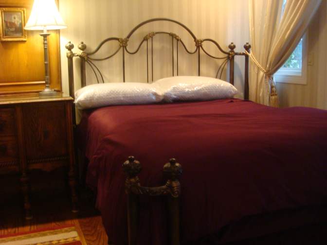 Joe and Laurie's room