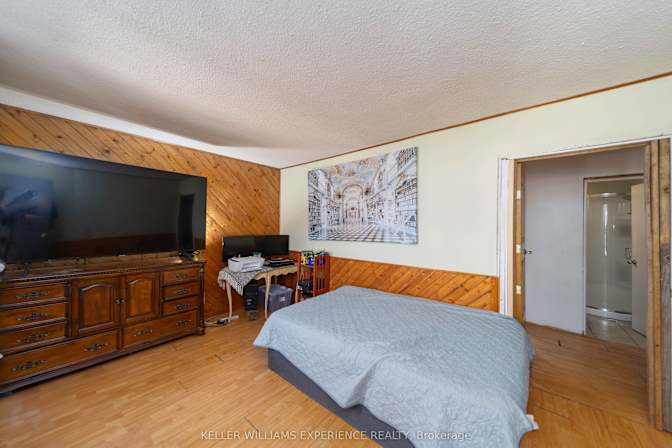 Julio Guerrero's room