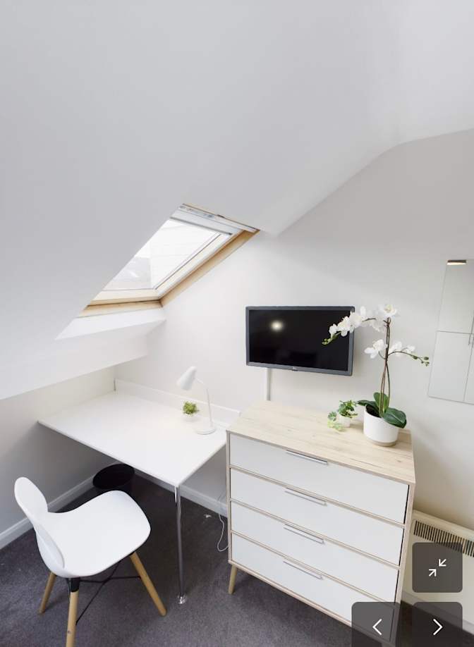 Photo of Holly's room