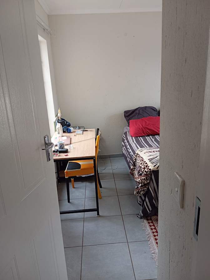 Photo of Neo's room