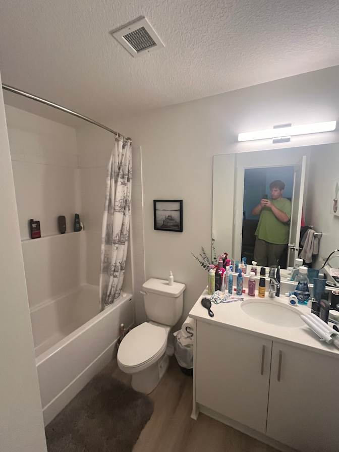Photo of Nathaniel's room