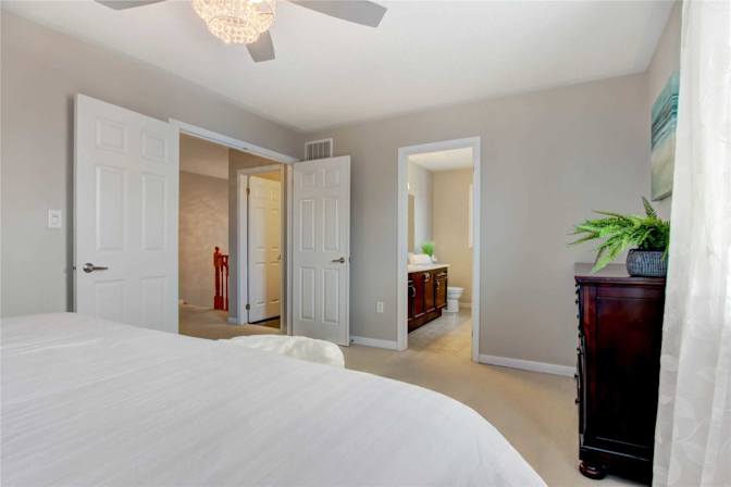 Sehrish Mahmood's room