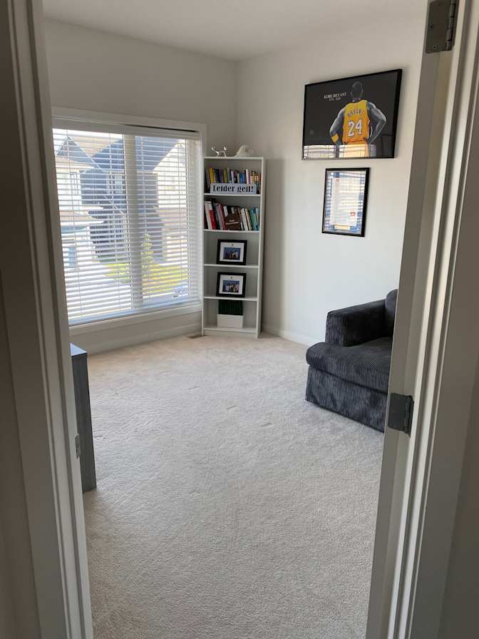 Tendi Mwarewangepo's room