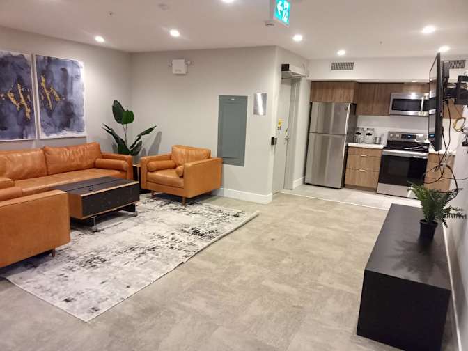 Gudrun Sabrina's room