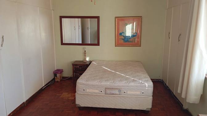 Photo of Marc_in_PLUMSTEAD's room