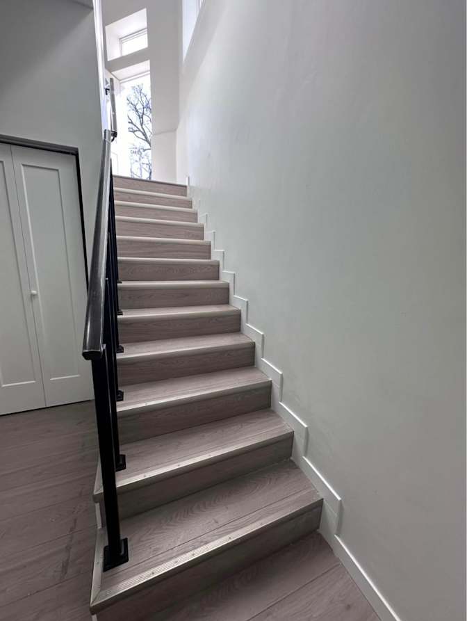 Photo of Divine's room