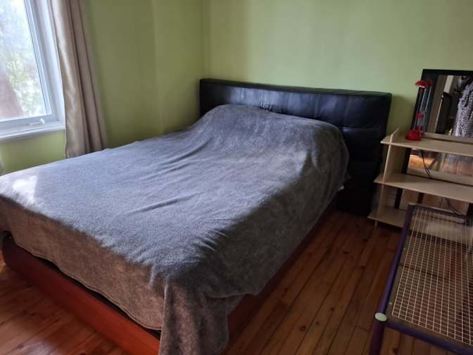 Photo of Zora's room