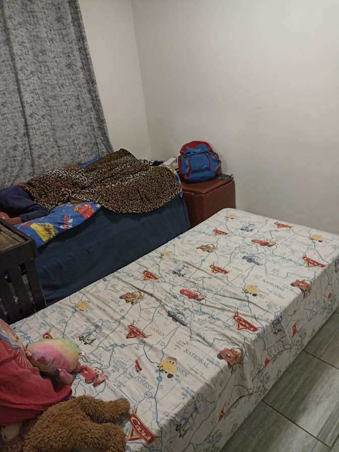 Photo of Paris's room