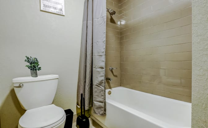 Photo of PadSplit's room