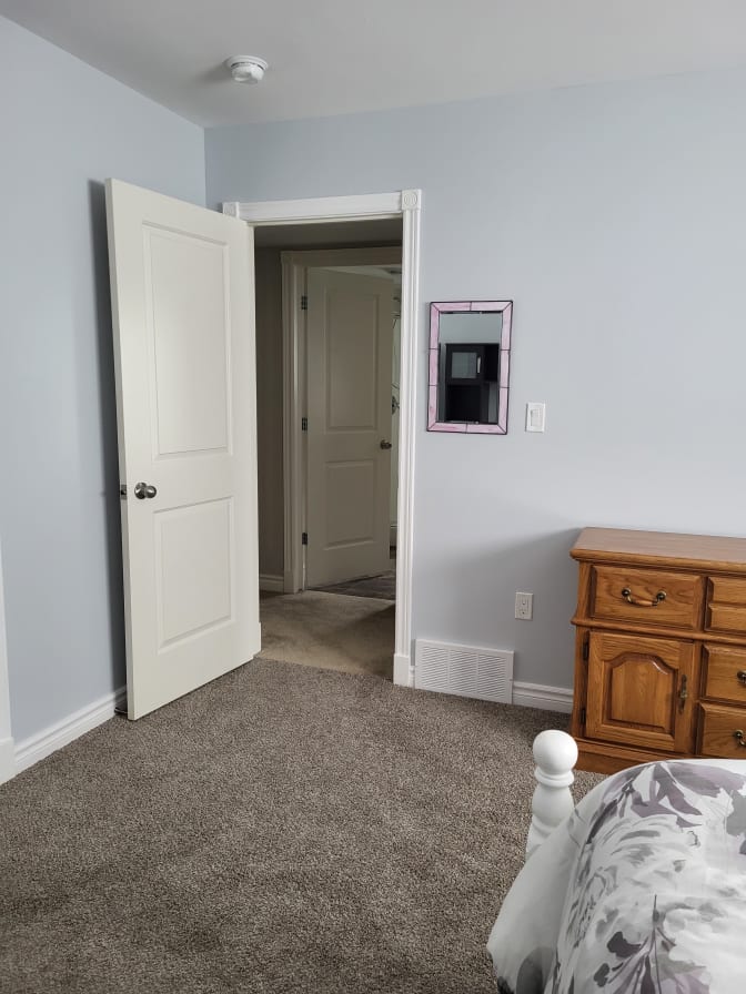 Photo of Elaine's room