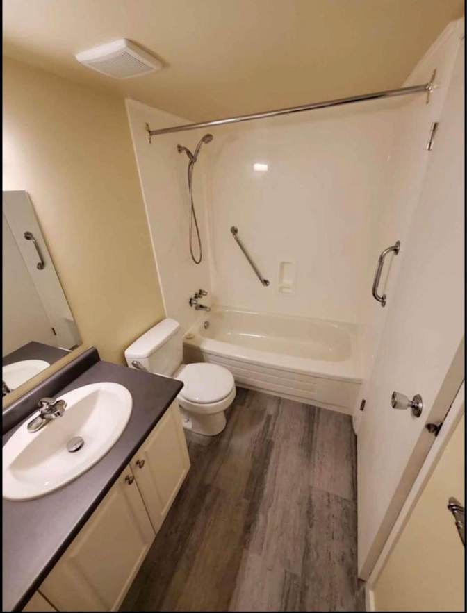 Arman Dadrass's room