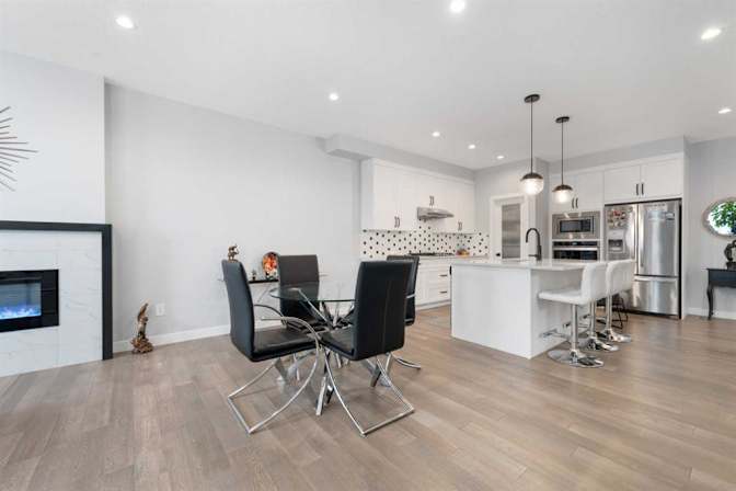 Meng Qiong Huang's room