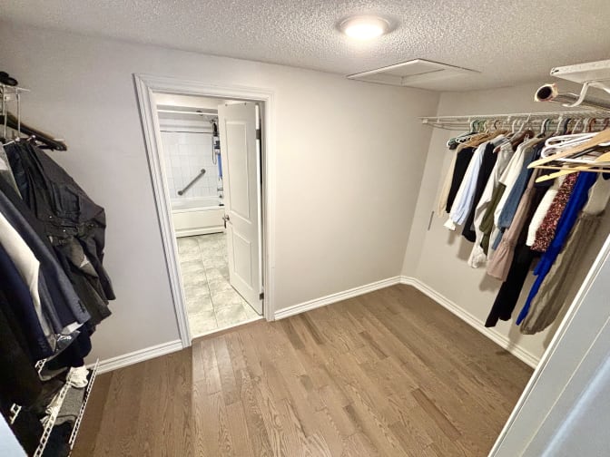 Photo of Binh's room