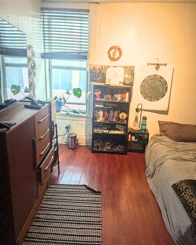 Photo of Ofield's room