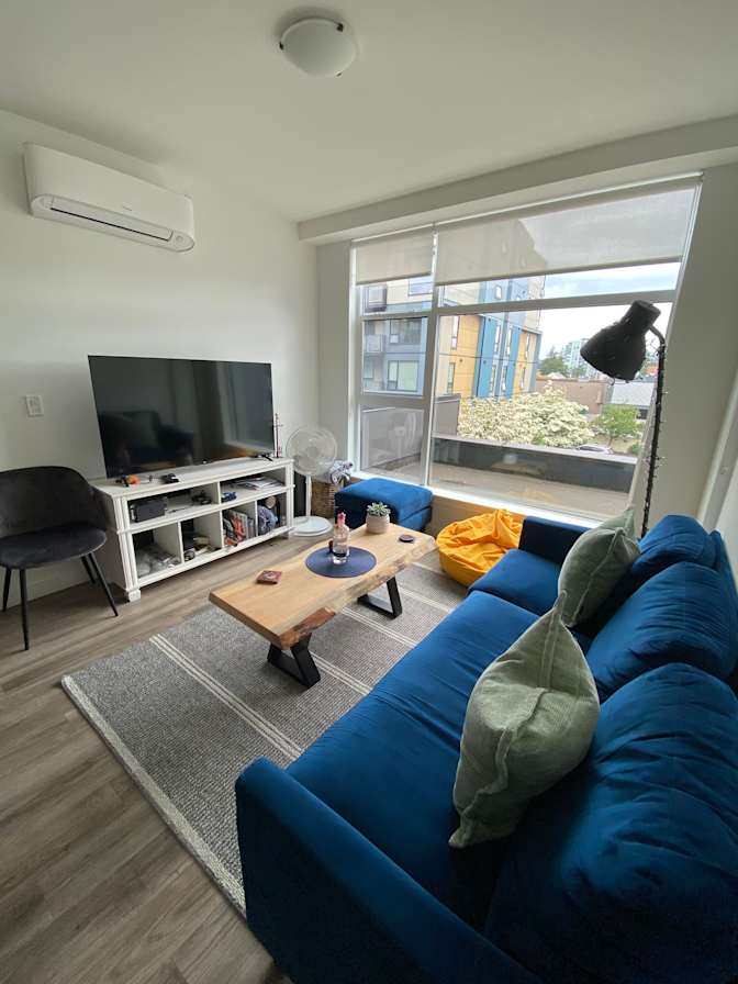 Ale  Berezowsky's room