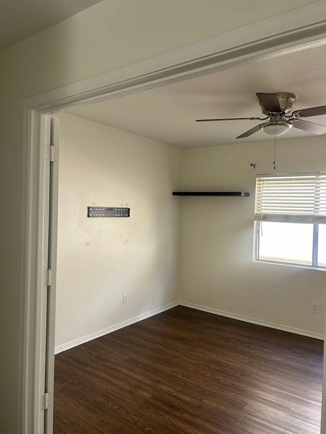 Photo of Harris Wonder's room