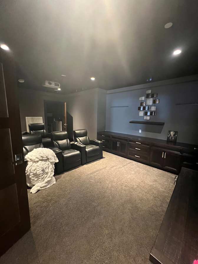 Kelley Chalmers's room