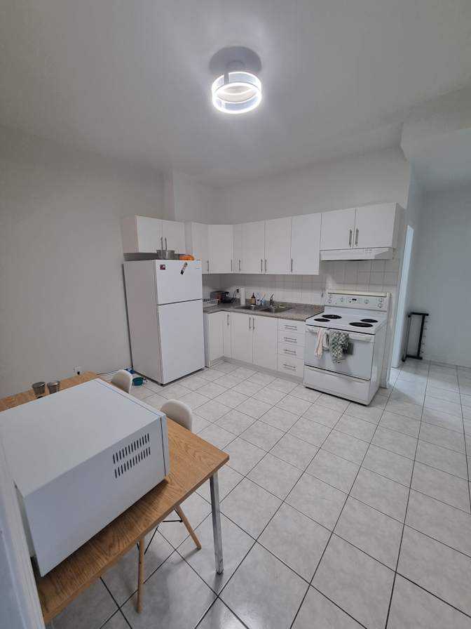 Photo of Noam's room