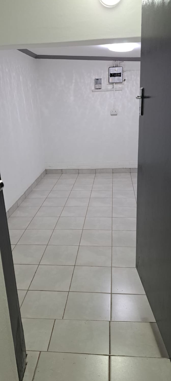 Photo of Duminator's room