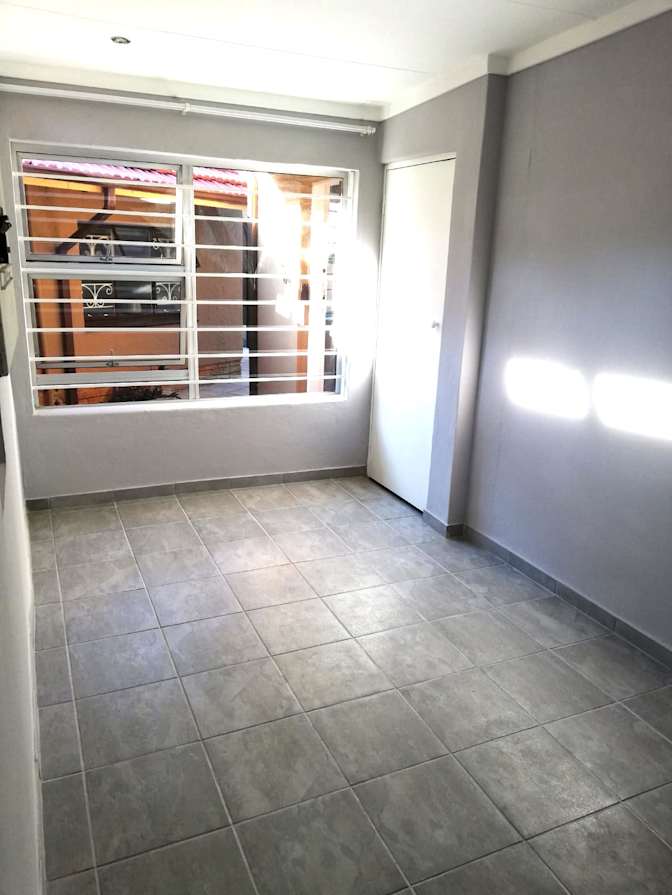 Photo of Roger's room