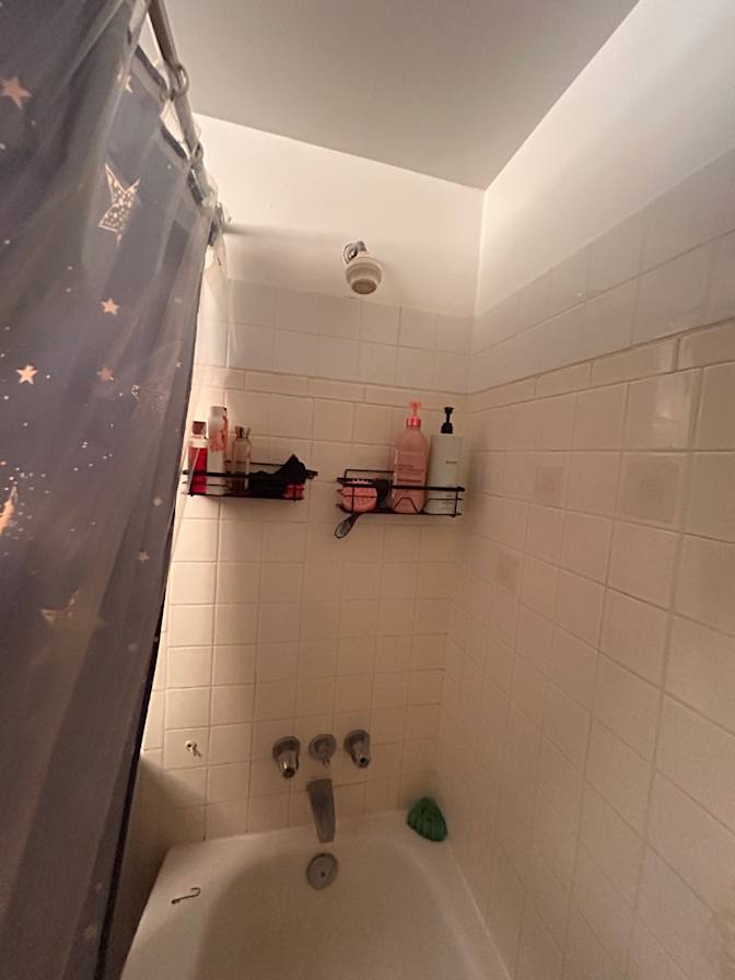 Shana Ann Barno's room