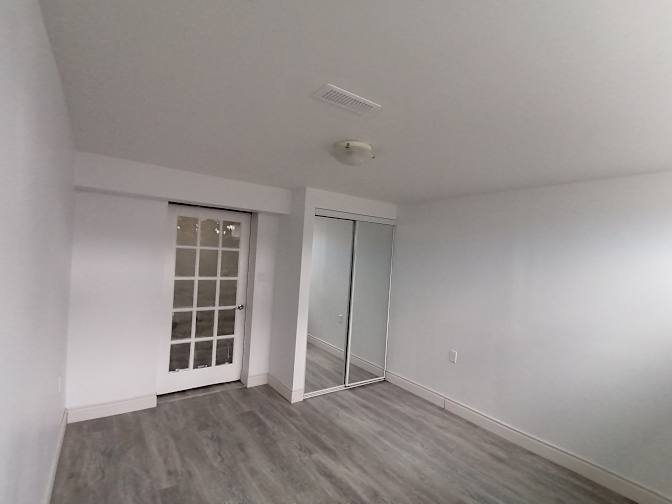 Beautiful, Clean & Bright!'s room