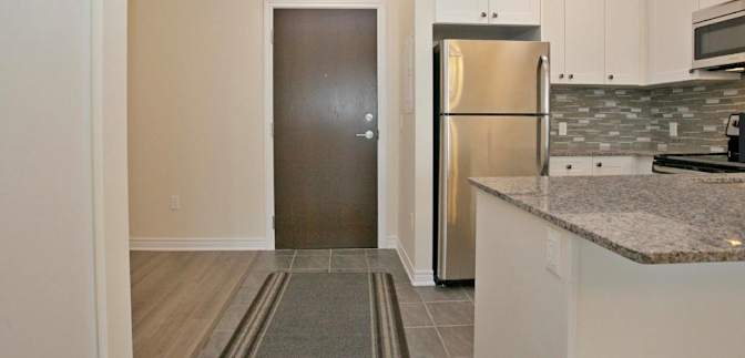 Cozy Cristine's Shared Condo's room