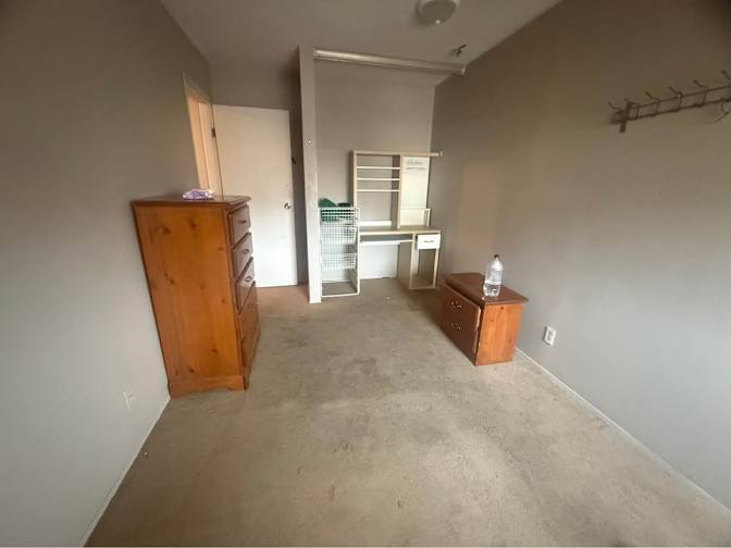 Md Tafsirul Islam's room