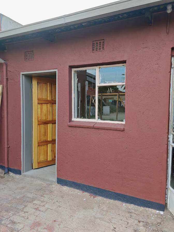 Photo of mbeki's home's room