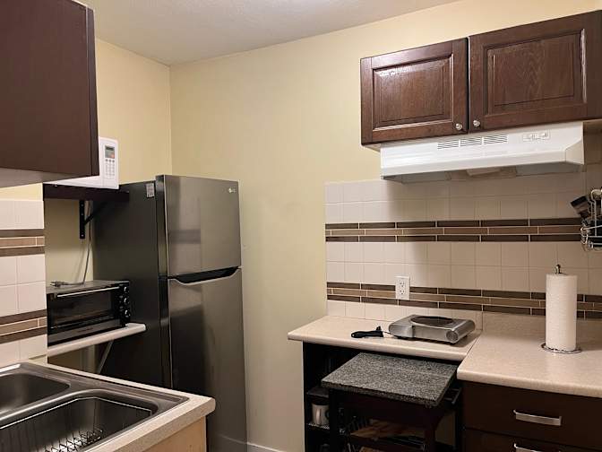 Peter Tudisco's room