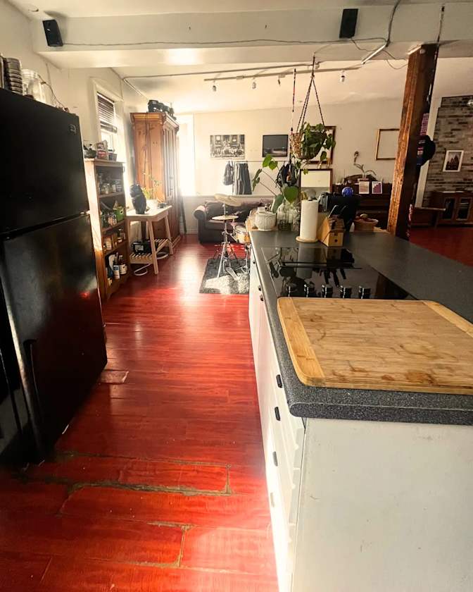 Photo of Ofield's room