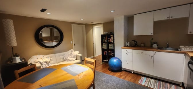 Photo of Brooks's room